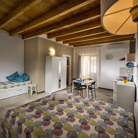 Ferienwohnung Il Cortile Castellammare del Golfo Exterior foto