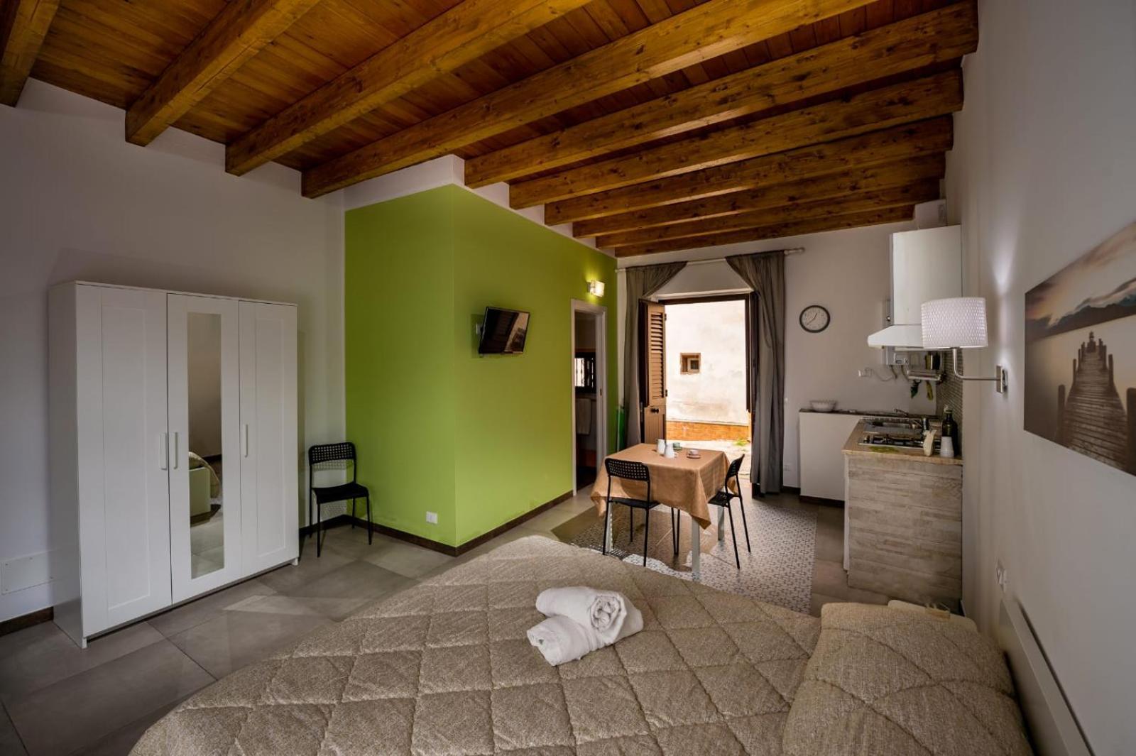 Ferienwohnung Il Cortile Castellammare del Golfo Exterior foto