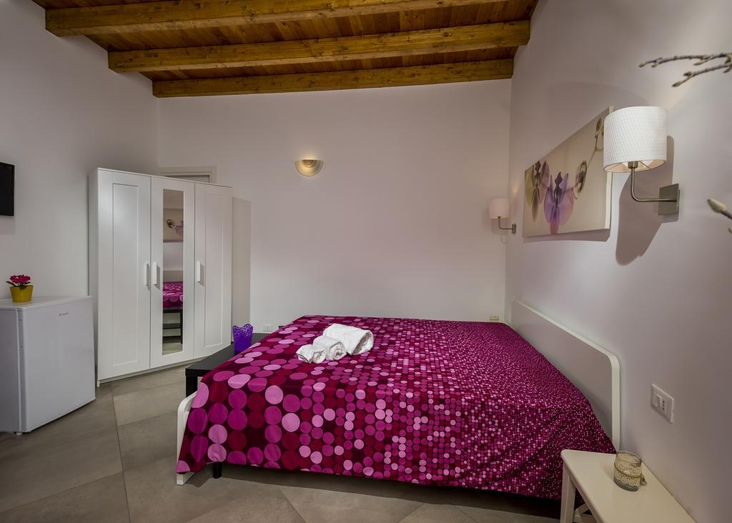 Ferienwohnung Il Cortile Castellammare del Golfo Exterior foto