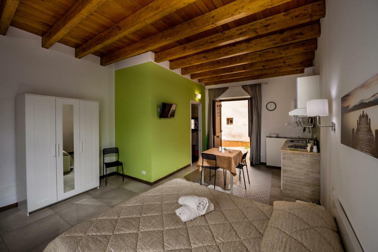 Ferienwohnung Il Cortile Castellammare del Golfo Exterior foto
