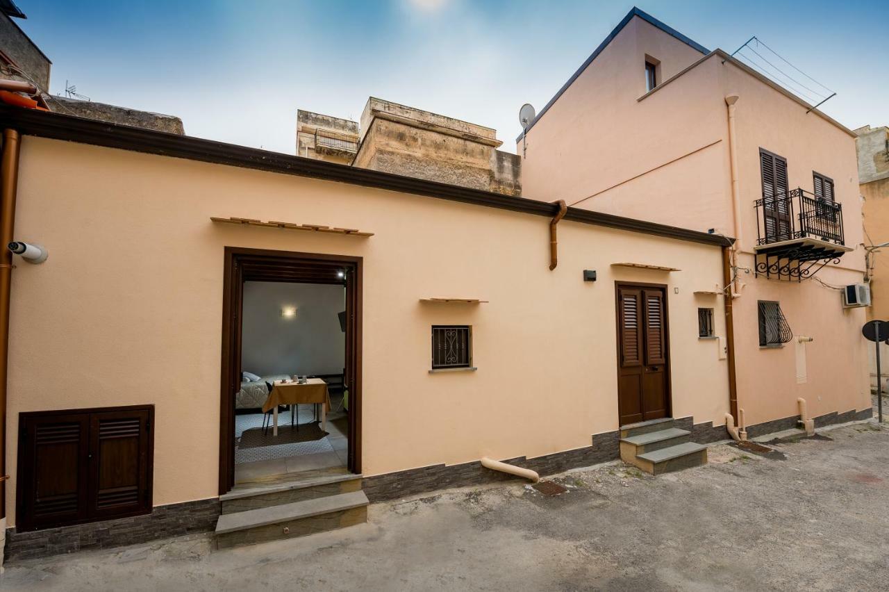 Ferienwohnung Il Cortile Castellammare del Golfo Exterior foto